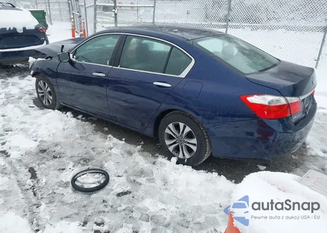 2015 Honda Accord Lx z USA, uszkodzony, nr VIN 1HGCR2F30FA154261